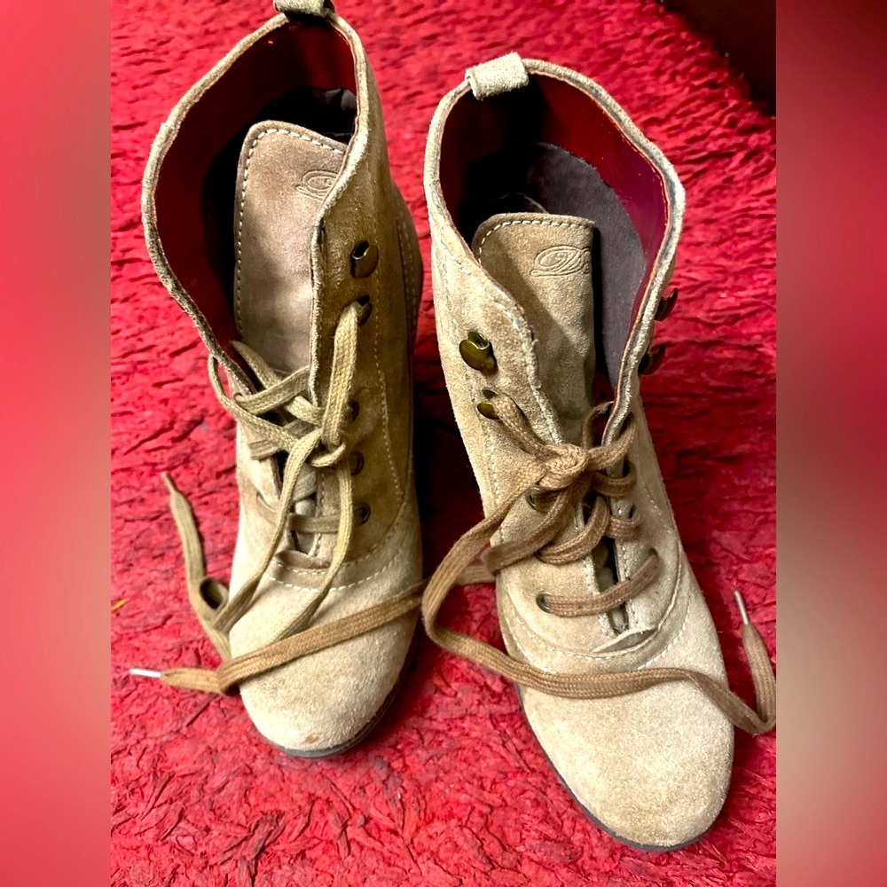Delize Brown Suede Wedge Boots - Picture 3 of 12